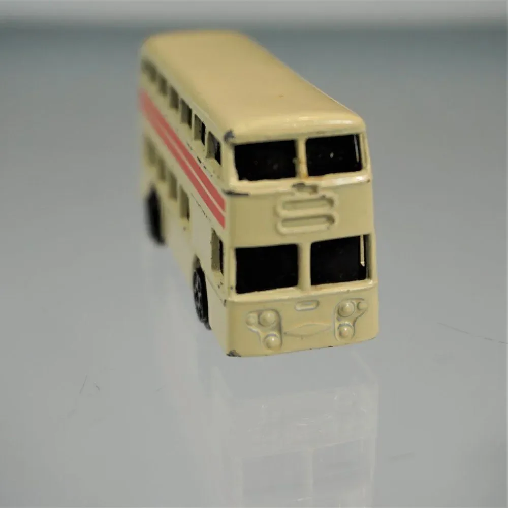 Vintage Maisto Daimler Double Decker Bus Diecast Toy Car